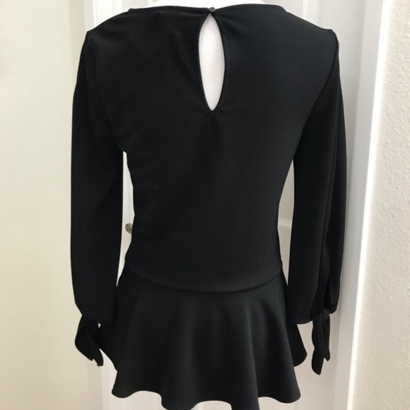 Banana Republic Peplum Top w Tie Sleeves Sz Small - Picture 4 of 5
